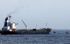 الجيش البريطاني: تعرض سفينة لهجوم قبالة ميناء الحديدة في اليمن