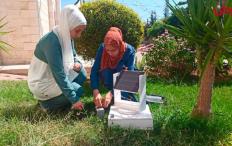 شابات من غزة يبتكرن جهاز لتعقب الطاقة الشمسية