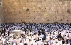محافظة القدس تحذر من استغلال الأعياد اليهودية لفرض وقائع جديدة في الأقصى والقدس