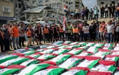 تشييع جثامين 105 شهداء انتشلوا من تحت أنقاض مبانٍ مدمرة في غزة