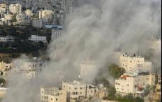 بالفيديو.. الاحتلال يفجّر منزلي شهيدين في منطقة دير بحّة المحاصرة بالخليل