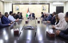 رئيس الوزراء يبحث مع البنك الدولي وشركات تكنولوجية فلسطينية تعزيز الاستثمار والنمو
