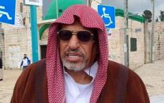 الشيخ يوسف الباز يشرع بإضراب مفتوح عن الطعام والماء