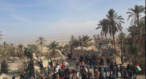 نشطاء يقيمون قرية "عين حجلة" رفضاً لتهويد الاغوار