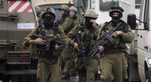 قوات الاحتلال تعتقل شابين من جنين وآخر من القدس