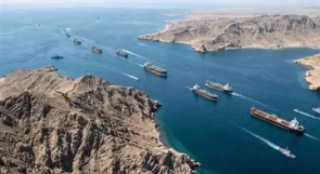 إيران ترفض مزاعم "أكسيوس".. إدارة مضيق هرمز بيد طهران ومسقط