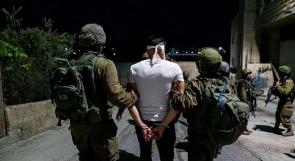 الاحتلال يعتقل 15 مواطناً من محافظات الضفة الغربية