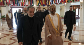 مباحثات عمانية إيرانية بشأن مضيق هرمز ومسقط تعد مقترحا لإدارة حركة الملاحة