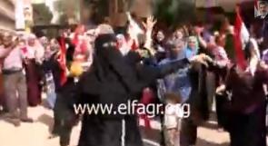 بالفيديو.. منقبة مصرية ترقص أمام لجنة انتخابات
