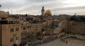 بالصور... هدم واجهات لمبنى تاريخي في القدس