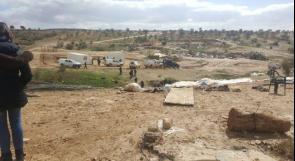أم الحيران: الاحتلال يحاصر المنازل المتنقلة بهدف مصادرتها