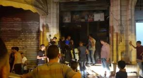 احتراق متجر ملابس بفعل قنابل الاحتلال في العيزرية