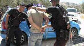 رام الله: الشرطة تقبض على 3 أشخاص بتهمة الشروع بالقتل