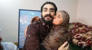 قوات الاحتلال تقتحم منزل الأسير المحرر حلاحلة وتهدد باعتقاله مجدداً