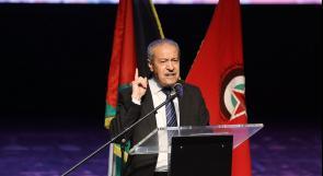 في دير ياسين ... سرقت دموعنا يا ذئب