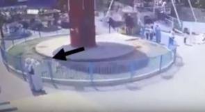 بالفيديو...طفلة تنجو بأعجوبة بعد ان سقطت من إحدى ألعاب الملاهي بنابلس