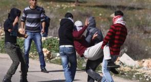 بالفيديو...إصابة شاب بجروح خطيرة برصاص الاحتلال في الخليل