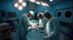 أطباء فلسطينيون ينجزون عمليات جراحية هي الأولى من نوعها في روندا