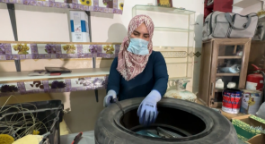 فلسطين اليمني.. سيدة تصنع الجمال من الإطارات التالفة