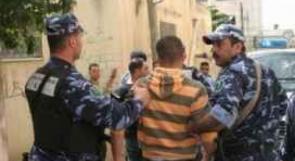 الشرطة تسلم مروجي نقودٍ مزيفةٍ للجانب الاسرائيلي