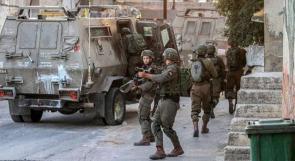 الاحتلال يعتقل شابا من مخيم بلاطة شرق نابلس