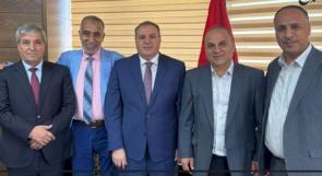 وفد الجمعية الاستهلاكية التعاونية للموظفين يلتقي سفير الأردن في فلسطين لبحث التعاون المشترك