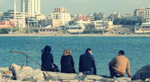 شباب غزة يغازلون الزواج بـــ "حسيبك للزمن" !
