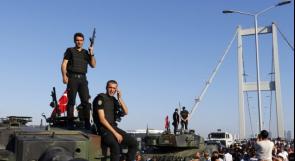 مقولة المؤامرة: الانقلاب العسكري في تركيا يشبه تمثيلية مدبرة
