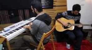 خاص لـ"وطن": بالفيديو.. بيت لحم: "مفر".. فرقة موسيقية تطرح أغاني تحاكي مشكلات الشباب والمجتمع