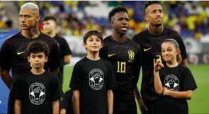 ما سر ارتداء منتخب البرازيل للزي الأسود للمرة الأولى في تاريخه ضد غينيا؟