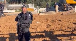 الاحتلال يهدم مبنى ومعرشات في الطيبة