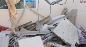 خاص لـ "وطن": بالفيديو... "أبو جزر": بعد أن كنا نخاف على منزلنا من الغبار أصبح كومة ركام
