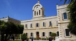 فيديو | وطن تتابع إغلاق جامعة بيت لحم.. إدارة الجامعة ومجلس الطلبة يتبادلون الاتهامات بالمسؤولية