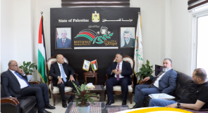 وفد من شركة المشرق للتأمين يزور بلدية بيتونيا
