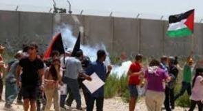 قوات الاحتلال تقمع مسيرة نعلين السلمية الأسبوعية