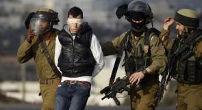 الاحتلال يعتقل 16 مواطنا من الضفة ويصادر أموالاً