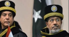 'قبعة' مرسي تثير سخرية بعض المصريين