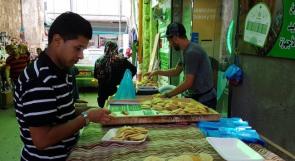 خاص لـ"وطن" بالفيديو : أسواق طولكرم.. أجواء رمضانية وبضائع مكدسة وقدرة شرائية متدنية