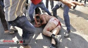 بالفيديو... متظاهرون مصريون يسحلون أحد شباب الإخوان