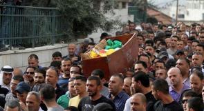 مئات المواطنين يشيعون جثمان الشهيد مؤيد غزاونة