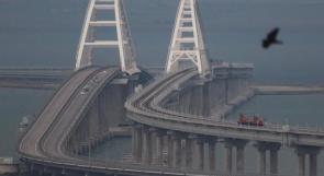 صمد جسر القرم بفضل تصميمه الماكر