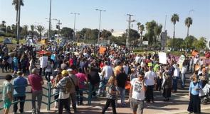 إسرائيل تضطر إلى رفع أجور العمال لتتفادى إضراباً عاماً
