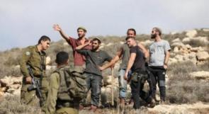 مستوطنون يقتحمون المغير وكفر مالك