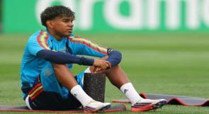 هل يلحق لامين جمال وبيدرو بورو بنهائي كأس العالم؟