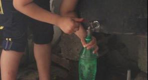 خاص لـ"وطن": بالفيديو.. أزمة مياه دير البلح.. ملوحة وانقطاع