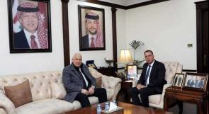 وزير الداخلية يلتقي نظيره الأردني لبحث سبل التعاون المشترك