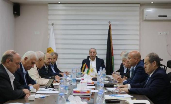 اللجنة التنفيذية لمنظمة التحرير تدعو إلى حوار وطني فلسطيني شامل