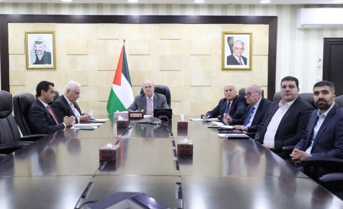 رئيس الوزراء محمد مصطفى يدعو إلى توظيف خبرات فلسطينيي الشتات لدعم الاقتصاد الوطني
