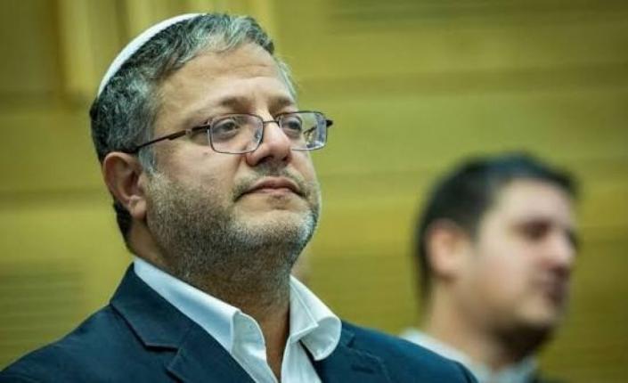 بن غفير يصادق على ضم 11 مستوطنة بالضفة للمناطق المؤهلة للحصول على رخص حمل السلاح