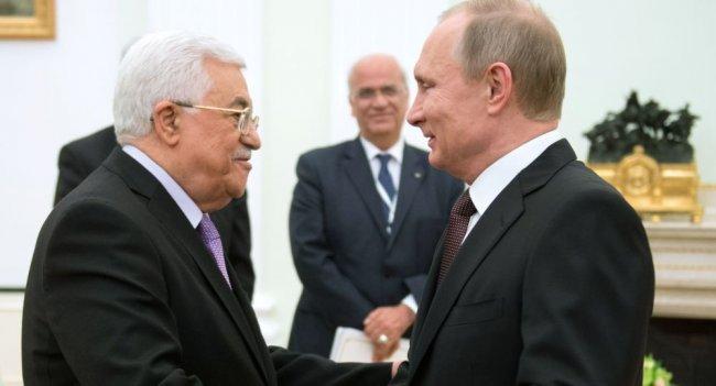 عباس يدعو المسلمين في روسيا لشد الرحال للقدس